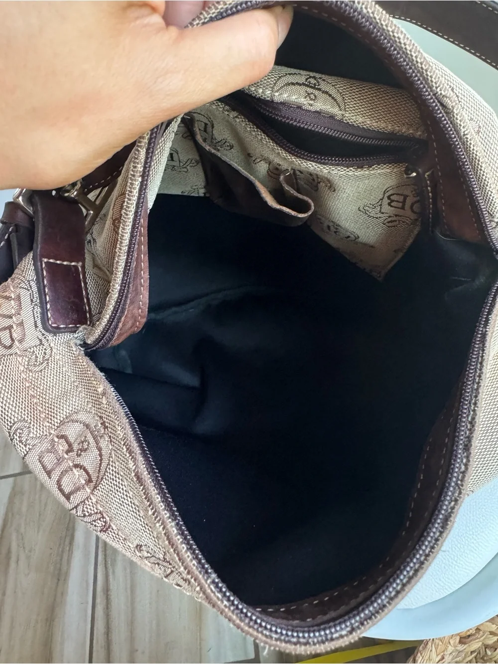 Dooney & Bourke DB Monogram Hobo Shoulder Bag Brown Leather Y2K Vintage J960760